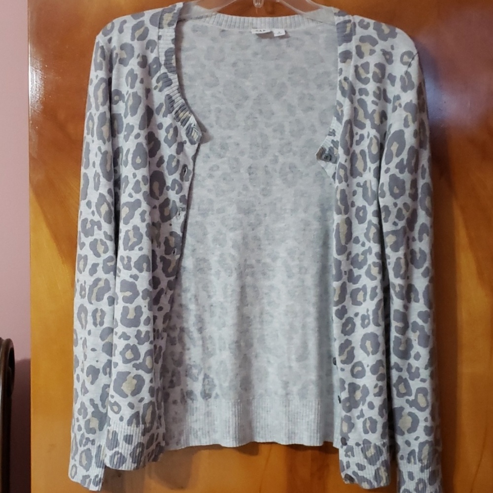 Cardigan top